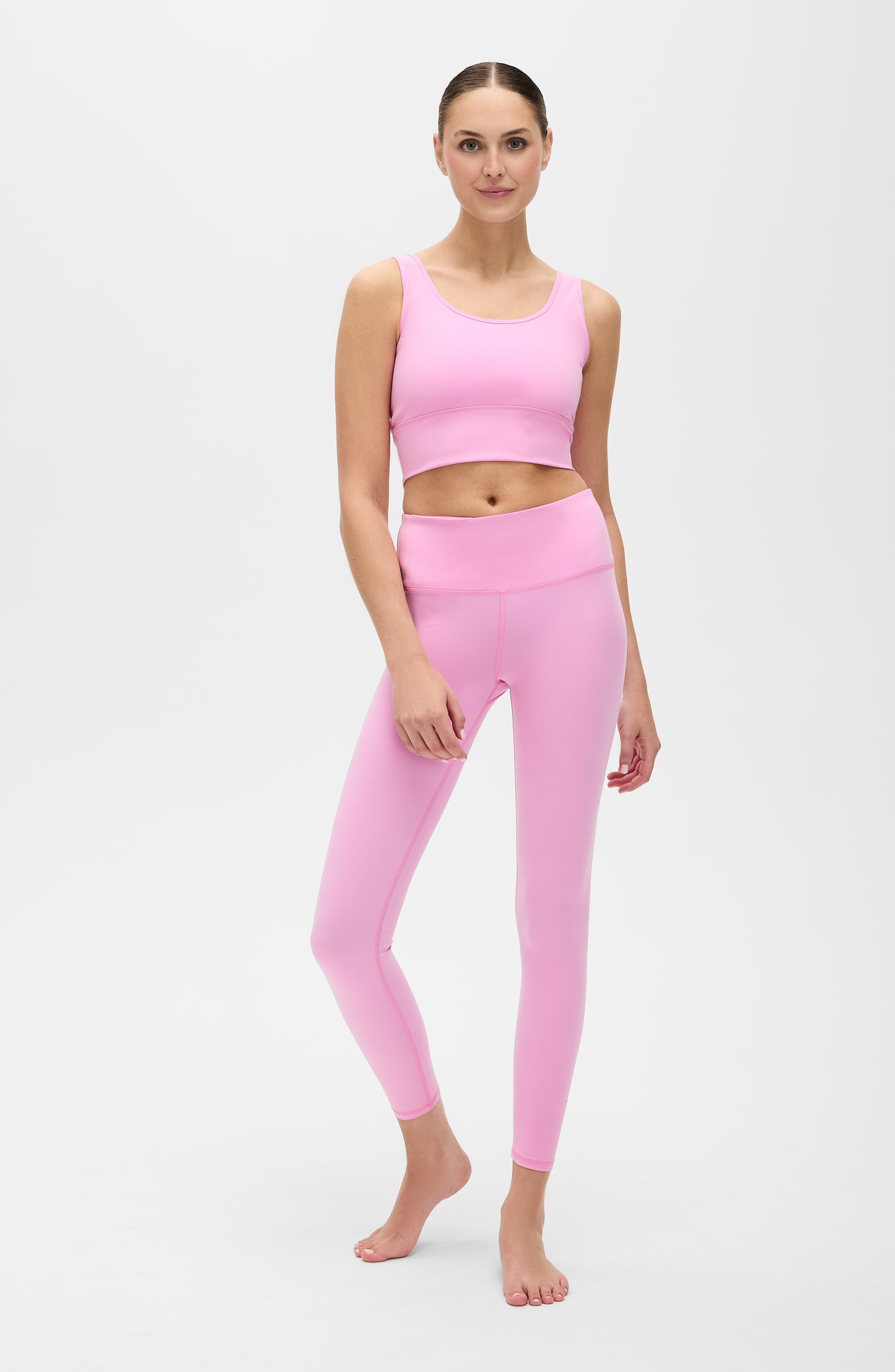 Celebrate Breast Cancer Awareness Month with the Vie en Rose Lisse Bra. Designed for performance and recovery with targeted compression, removable cups, and breathable OEKO-TEX® fabric. 20% of proceeds support breast cancer research and care.