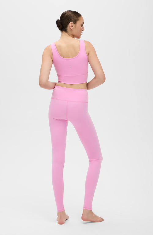 Load image 1 in gallery view. Celebrate Breast Cancer Awareness Month with the Vie en Rose Lisse Bra. Designed for performance and recovery with targeted compression, removable cups, and breathable OEKO-TEX® fabric. 20% of proceeds support breast cancer research and care.