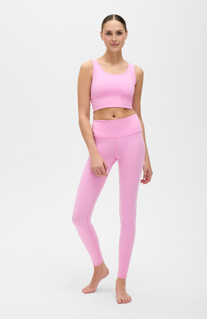 Celebrate Breast Cancer Awareness Month with the Vie en Rose Lisse Bra. Designed for performance and recovery with targeted compression, removable cups, and breathable OEKO-TEX® fabric. 20% of proceeds support breast cancer research and care.