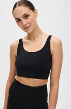 Lisse bra in black made from OEKO-TEX® certified compression fabric designed to enhance circulation, boost energy, and reduce swelling for everyday comfort.